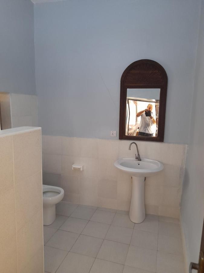 Riverman Hotel Zanzibar Buitenkant foto